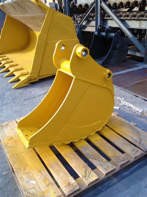 caterpillar mini excavator buckets|leveling bucket for mini excavator.